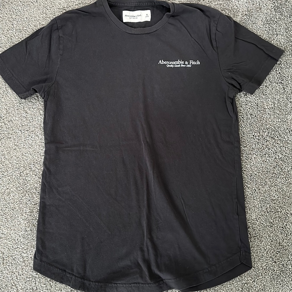 Abercrombie tshirt
